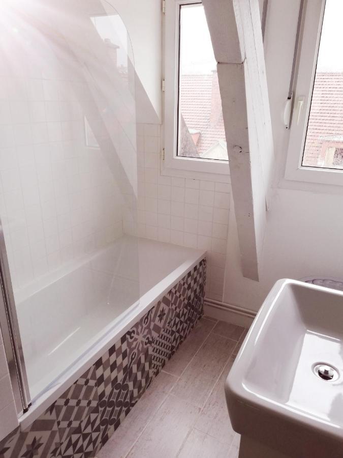 Suite 24 Appart'Hotel-3 Etoiles Le Creusot Zewnętrze zdjęcie